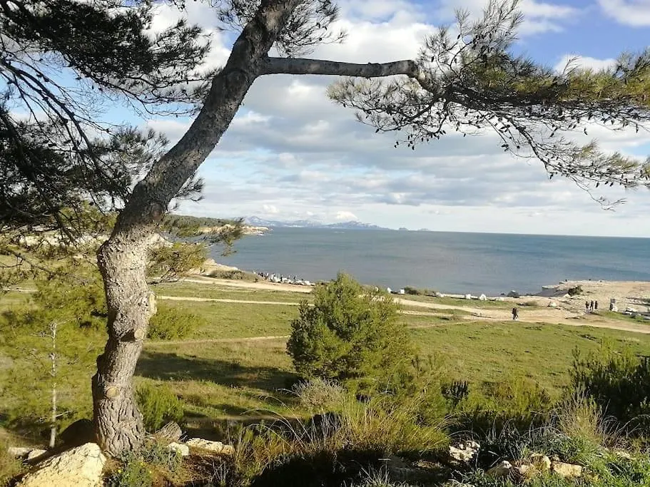 Holiday home T3- Vue Mer - Plage 50 M Martigues France